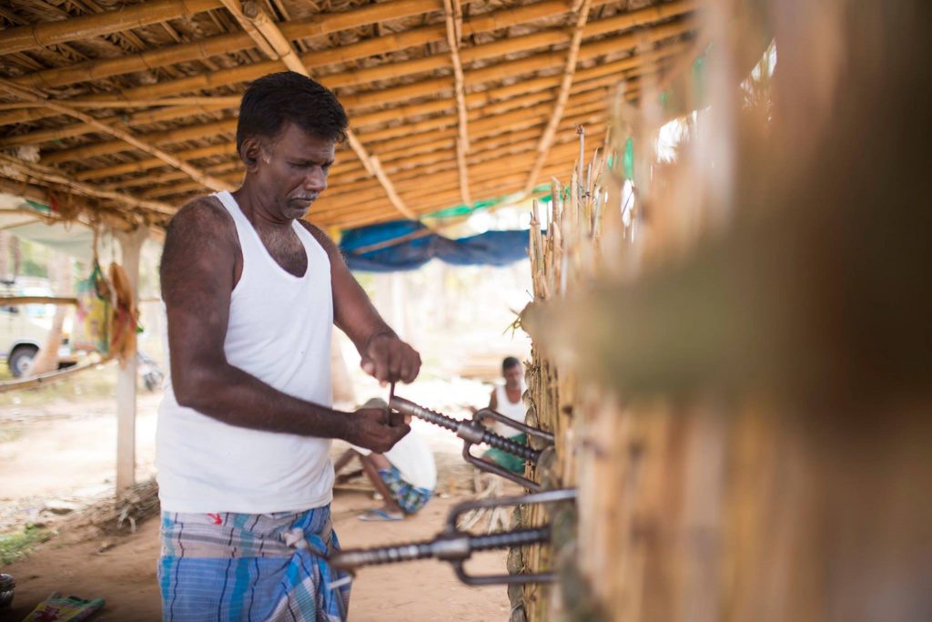 arthanaaripalayam, pollachi, fencing, bamboo weaving, bamboo, village tour, bamboo fence making, pollachi papyrus, thadam experiences, people of pollachi